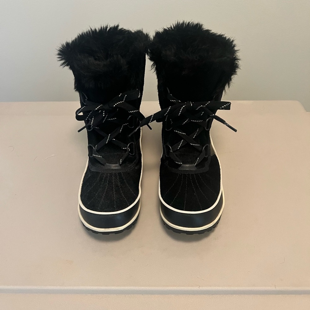 Sorel black winter boots